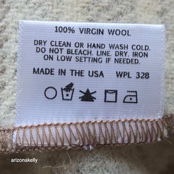 NWOT Thick Wool Scarf MADE IN USA - Picture 10 of 15